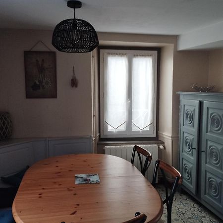 Maison De Village Dans Une Rue Calme อักซ์-เลส์-แตร์มส์ ภายนอก รูปภาพ